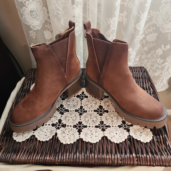 MIA Women's Brown Ankle Boots - Picture 3 of 5